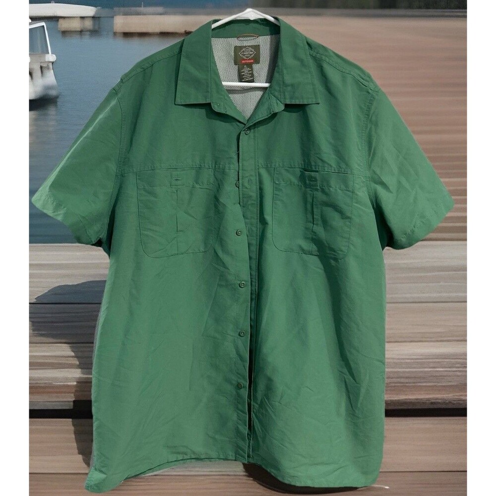 St. John’s Bay Outdoor Fishing Shirt Men’s XL Green Short Sleeve Vented